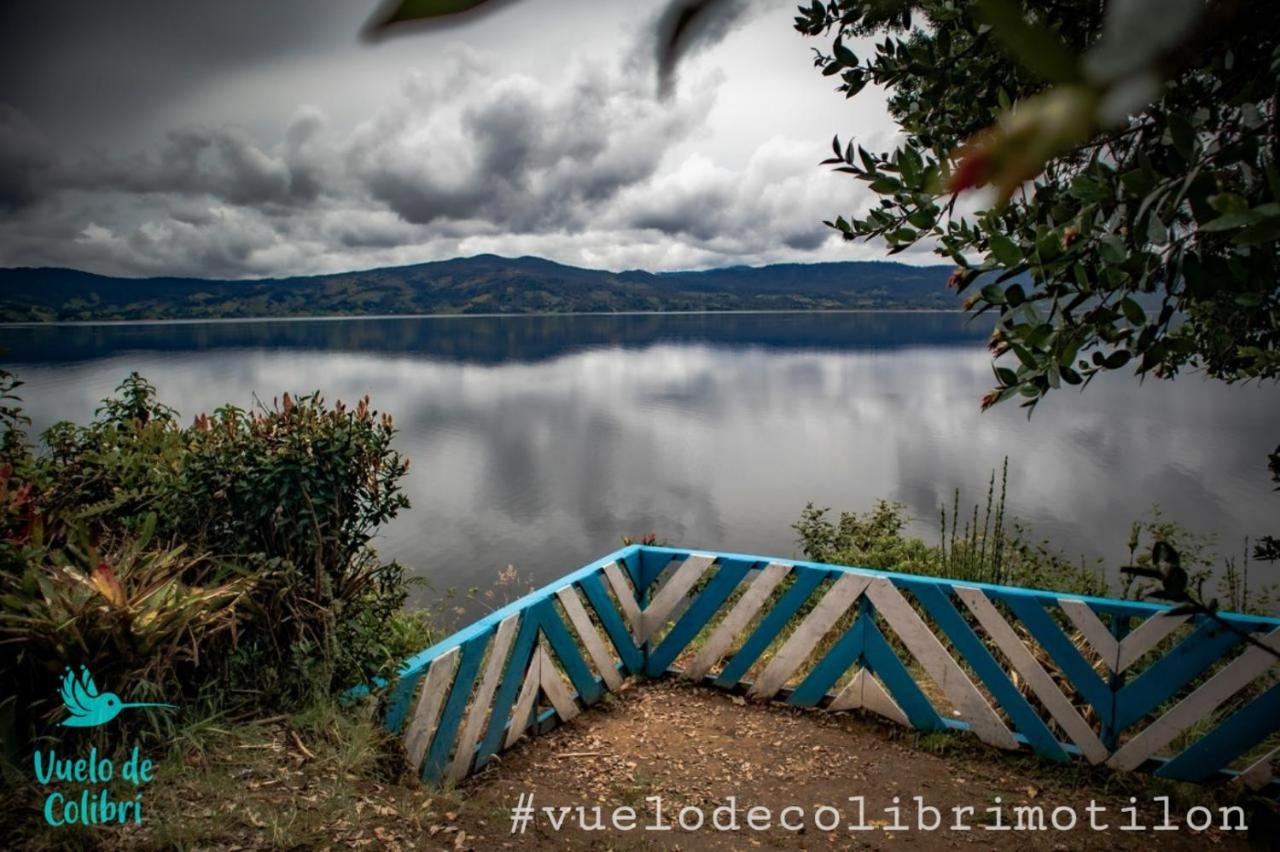 Azulado Vista A Laguna Campsite *